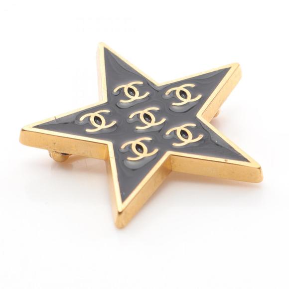 CHANEL Black Logo Brooch - Picture 4 of 4